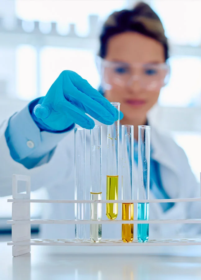 Laboranalyse als Beispiel für Digitalisierung und Qualitätsmanagement in Life Sciences mit SAP.